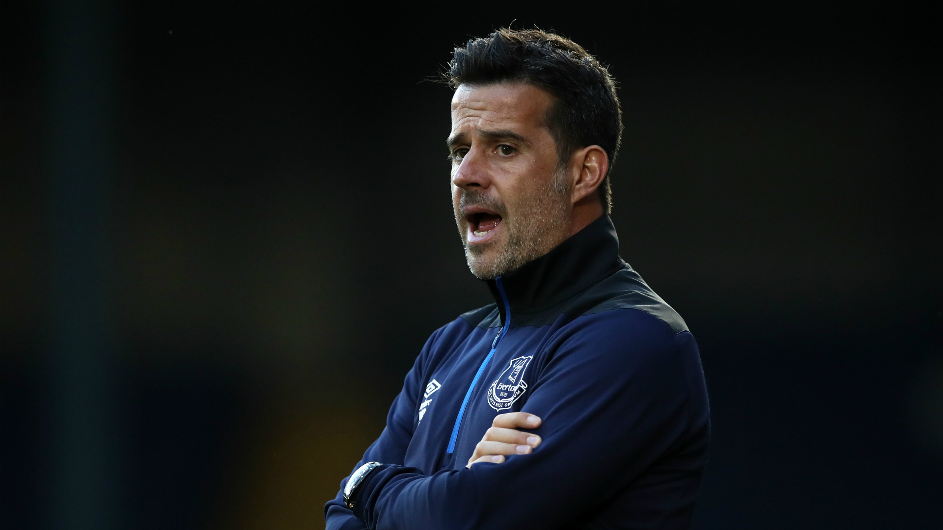 的氛围日益 的氛围日益