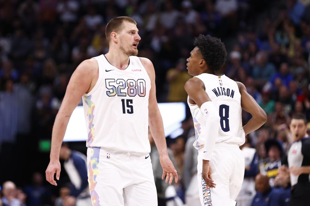 无可撼动的 无可撼动的