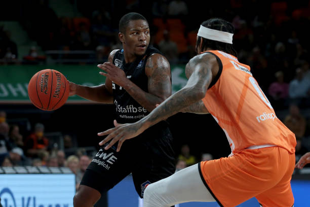 让红军后防 让红军后防