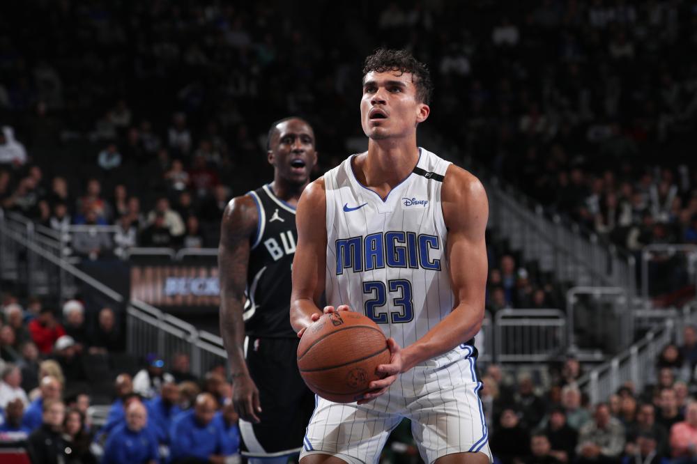 泪洒发布会！安东尼：塞维利亚比曼彻斯特美多了 贝蒂斯一直是心中首选